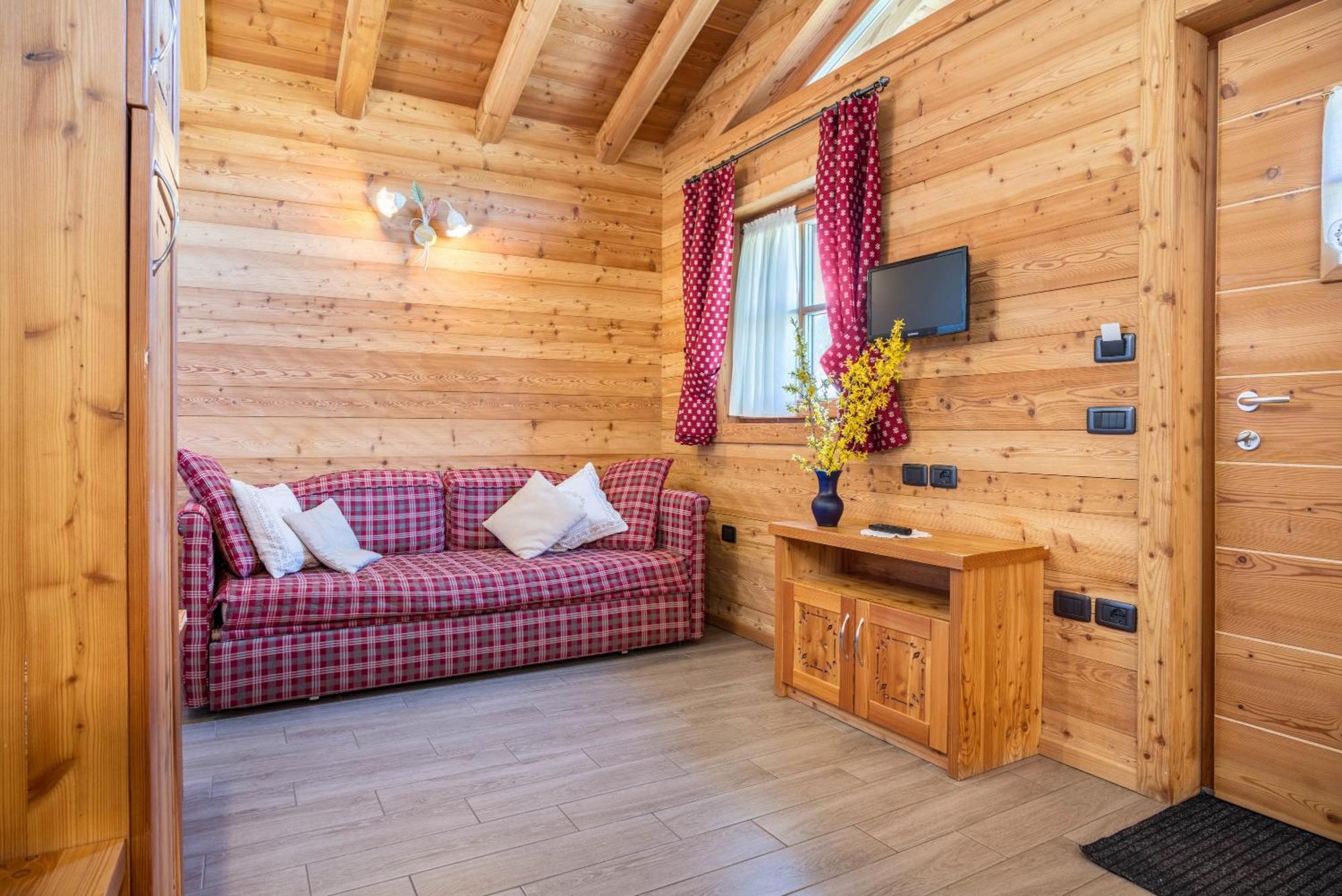 Chalet Camping Fae 1 Madonna Esterno foto