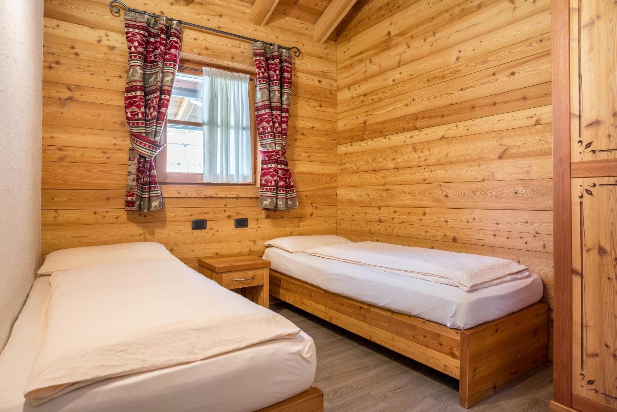 Chalet Camping Fae 1 Madonna Esterno foto