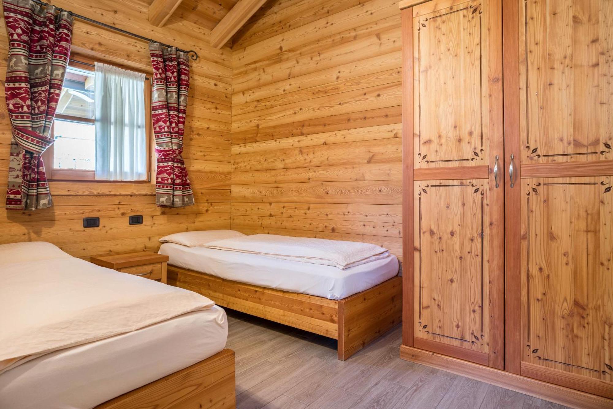 Chalet Camping Fae 1 Madonna Esterno foto